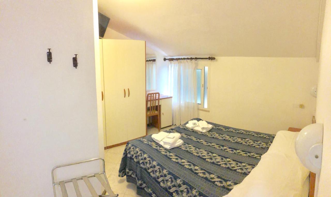 Hotel Villa Lieta 里米尼 外观 照片