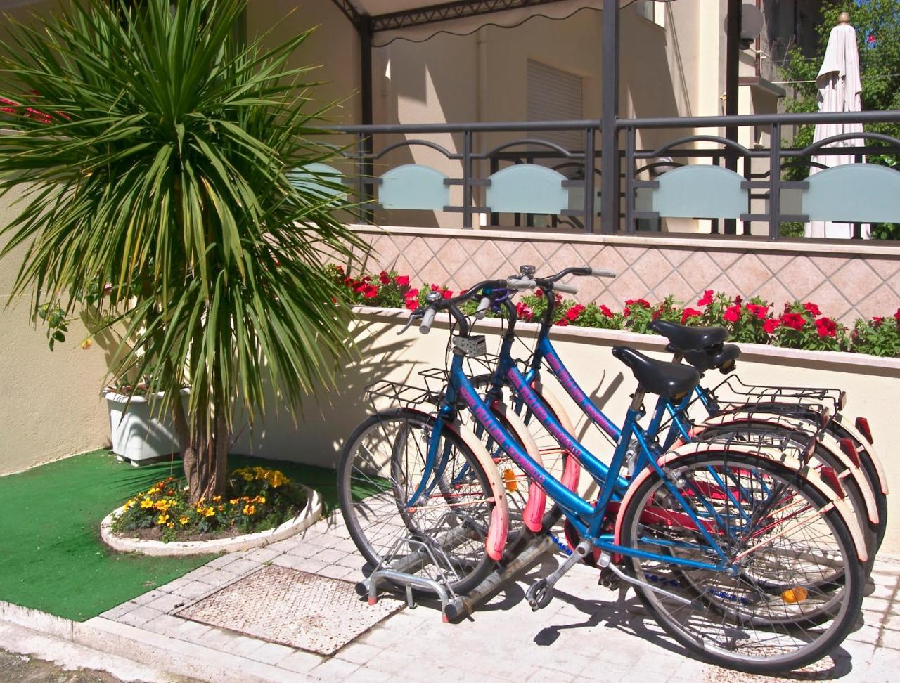 Hotel Villa Lieta 里米尼 外观 照片