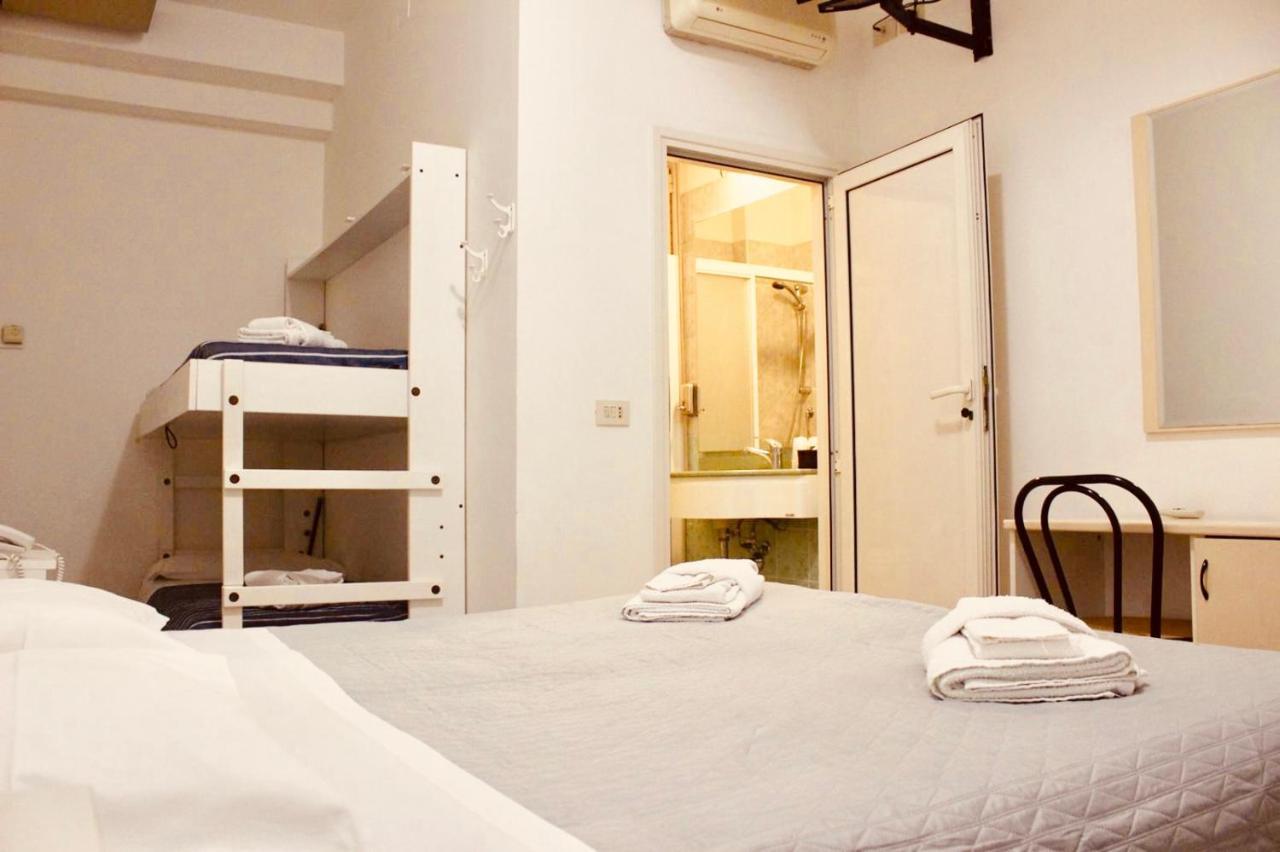Hotel Villa Lieta 里米尼 外观 照片